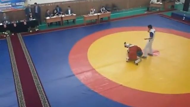 Чемпионат Казахстана по боевому самбо до 23.3 бой.74 кг.Баймуратов Б. смотреть онлайн