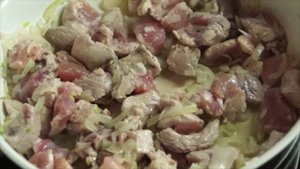 Жаркое из свинины с грибами и картофелем