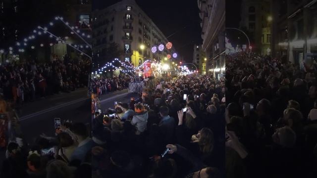 05/01/2020 Праздник трёх королей Барселона Часть 2. LA CABALGATA DE LOS REYES MAGOS 2020 смотреть онлайн