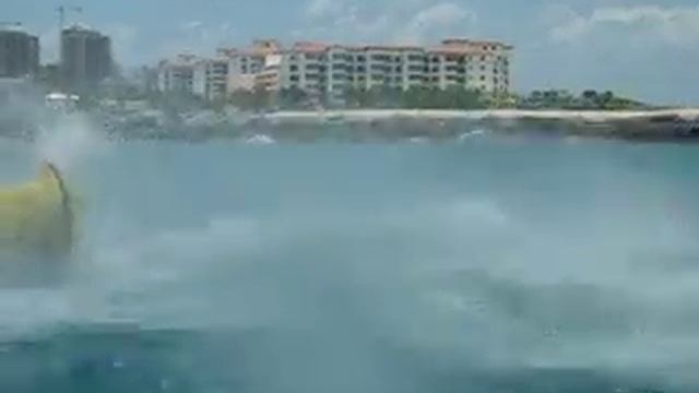 John hits a wave with the jet ski смотреть онлайн