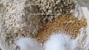 Цельнозерновой хлеб с семечками