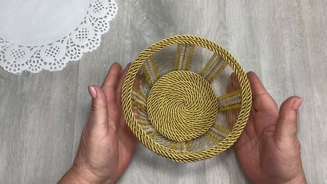 Как сделать вазочку из пластиковой чашки . МК Легко и Просто. Сможет каждый. смотреть онлайн