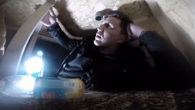 Дима Масленников/Ночь в гробу