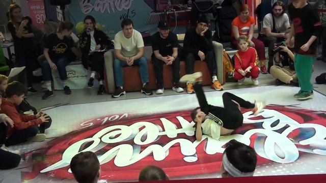 Elainz Battle Vol.5 Москва. Вжик смотреть онлайн