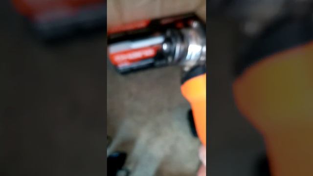 Polizor unghiular cu acumulator Haina H1112 (prezentare) смотреть онлайн