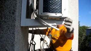 Монтаж наружного блока сплит-системы (HD).mp4