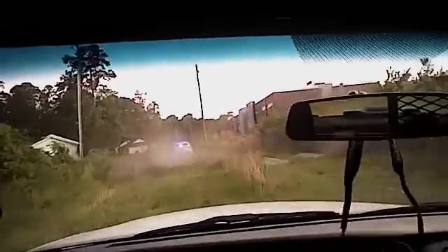 SCMPD Body Camera Video 5-12-15 Pursuit of Pizza Robbery Suspect смотреть онлайн