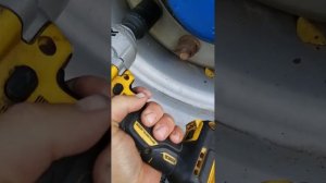 Сравнение 900 и 899 dewalt