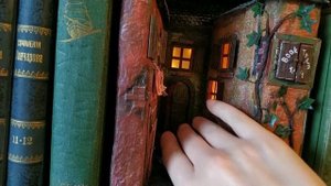 Букнук "Старый город"  |  Book Nook "Old Town"