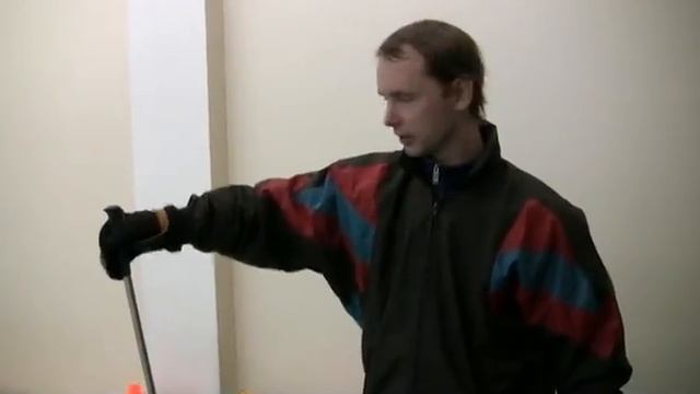 Учимся держать лыжные палки