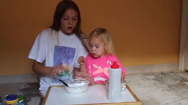 Делаем слайм С СЕСТРОЙ! смотреть онлайн