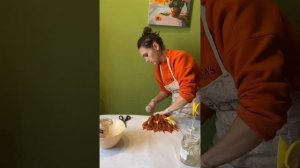 Мини букет из вареных раков за 3 минуты