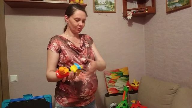 Игрушки ребенку 1-1.3 года смотреть онлайн