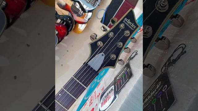 📢SOLD OUT🎸Dijual/For sale Guitar Schecter C-1 Platinum смотреть онлайн