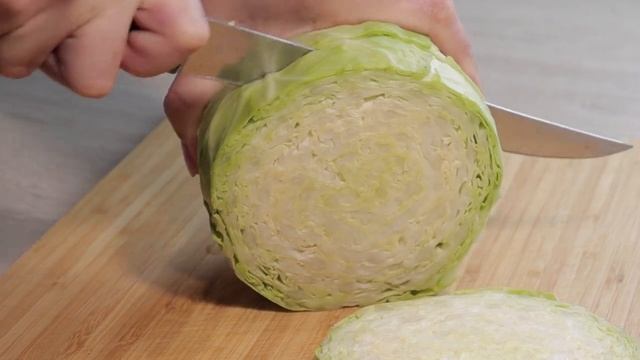 Куриные окорочка на капусте в духовке. Невероятно СОЧНОЕ и ПРЯНОЕ  блюдо!