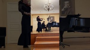 Сюн Цзюньхао. К. Сен-Санс Соната для скрипки и фортепиано №1 ре минор, op. 75(2 часть)