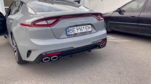 Тихий прямой выхлоп Kia Stinger 3.3