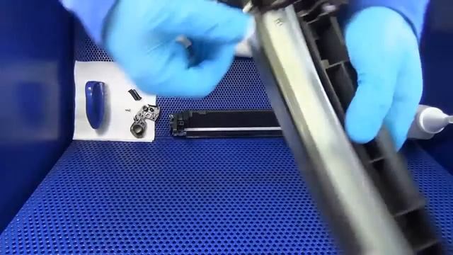 Заправка картриджа HP CE 285 на станции очистки картриджей Baztone смотреть онлайн