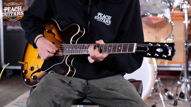 No Talking...Just Tones | Gibson ES-335 Satin - Satin Vintage Burst смотреть онлайн