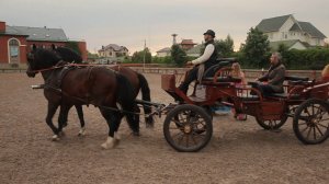Конный спектакль КСК ЛАИР "Табор уходит в небо". Пароконный экипаж!