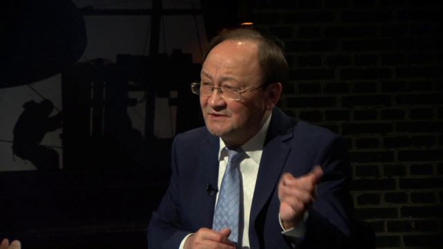 Герой Кыргызстана, хирург Эрнст Акрамов: каждый  врач должен развивать в себе клиническое мышление