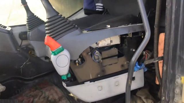 Excavator Komatsu PC400-7 не большой обзор. смотреть онлайн