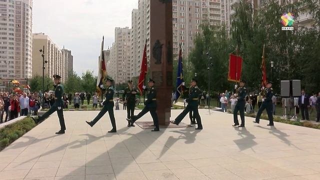 В Подольске в День государственного флага открыли памятную стелу