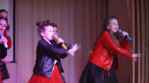 KINDER VOICE - "Мы к вам приехали на час"