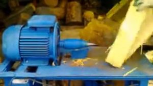 Винтовой дровокол