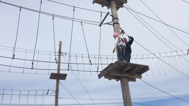 Парк Победы. 2 этаж канатного городка. смотреть онлайн