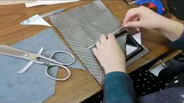 Мастер класс СЛЯДНЕВА А. А.  по изготовлению украшений из экокожи