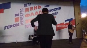 Песня "Эти глаза напротив", поёт Глеб Матвейчук, Москва.