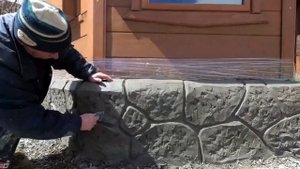 Самый дёшевы штамп для создания текстуры искусственного камня.