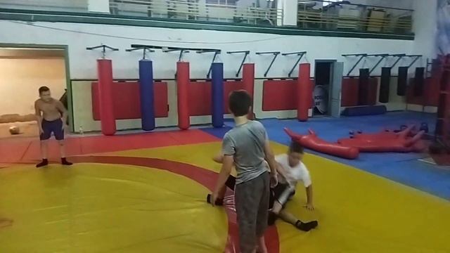 Броски по кругу на скорость смотреть онлайн