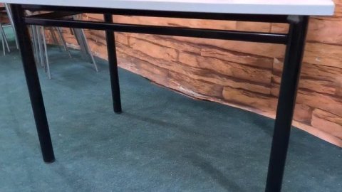 Столы для столовой