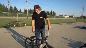 HOW TO 360 TIRE TAP BMX !!! Easy on a cassette and free coaster, for beginners!