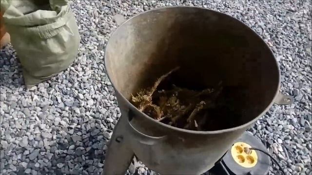 Дробилка для травы своими руками. Заготовка корма для кур.