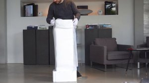 Unboxing Bowers Wilkins 703 S3