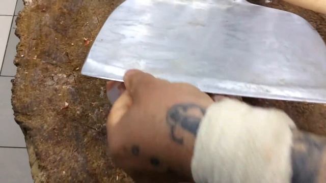 Продаю топоры, рубка по говяжьей кости. Тел.89150489904 Семен смотреть онлайн