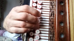 Белла,чао...(на гармони,правая рука)