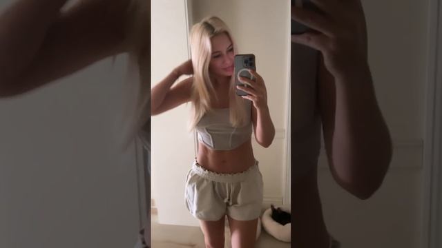 Наталья Рудова Shorts