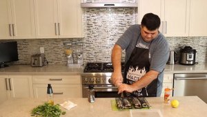 Вкуснейшая скумбрия на гриле самый простой рецепт