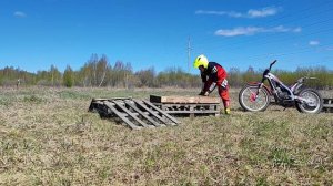Стадион для мототриала