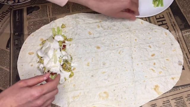 Готовим домашнюю ПП шаурму. Низкокалорийная шаурма с курицей. #ппшаурмаскурицей #шаурмадомашняя