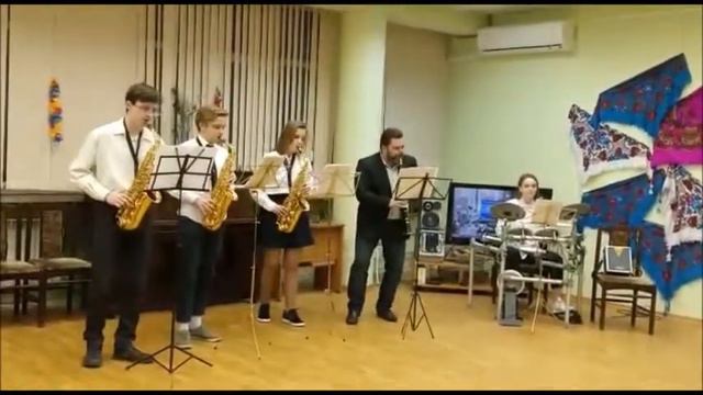 Джон Кандер. "Нью Йорк, Нью Йорк". Исполняет ансамбль CooL BanD. смотреть онлайн