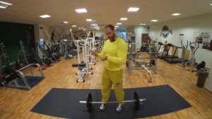 Подъем штанги на бицепс стоя.Техника выполнения.