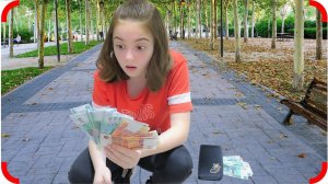 Нашла ОЧЕНЬ много денег!!! Потратила все деньги!!! Чей кошелек?