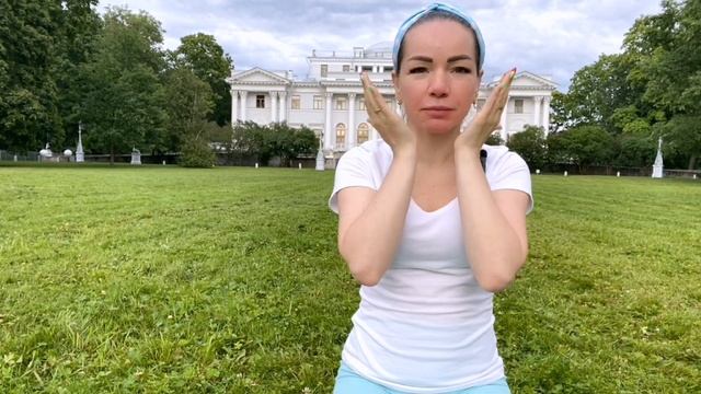 Как избавиться от отеков и морщин на лице. Скульптурирующий #лимфодренажныймассаж | Ксения Жданова смотреть онлайн