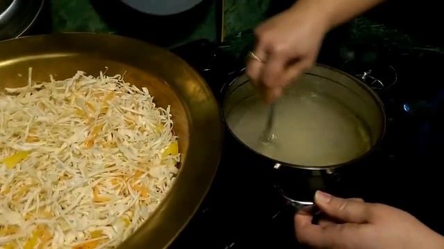 Маринованная капуста с болгарским перцем и чесноком быстрого приготовления. Просто и очень вкусно!
