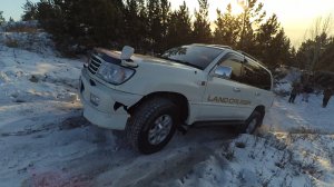 Как порвать привод на Lexus LX 470 или Кто кого на горке?